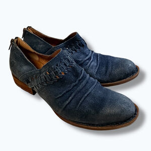 Born Blue Suede Ankle Boots Women’s 7.5M Back Zip Low Heel Leather